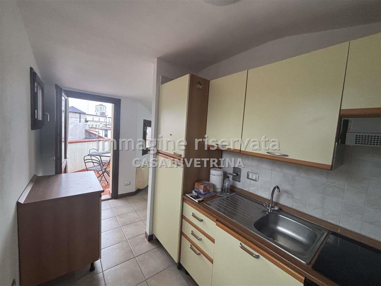 Mansarda arredata in affitto in via buozzi, Grosseto