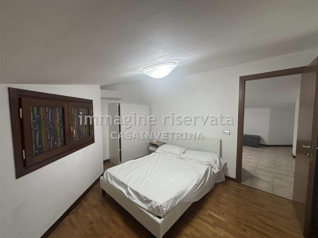 Mansarda arredata in affitto in via buozzi, Grosseto