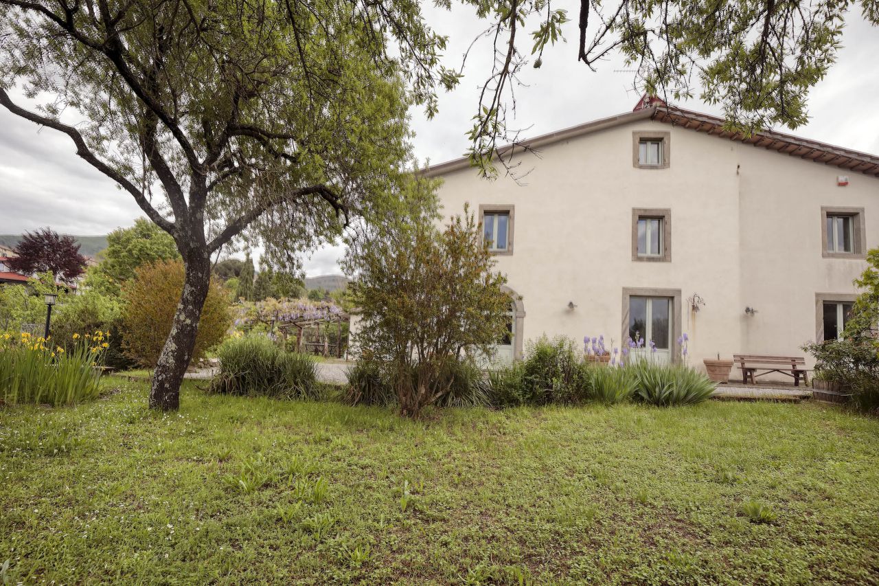 Villa in vendita a Castel del Piano