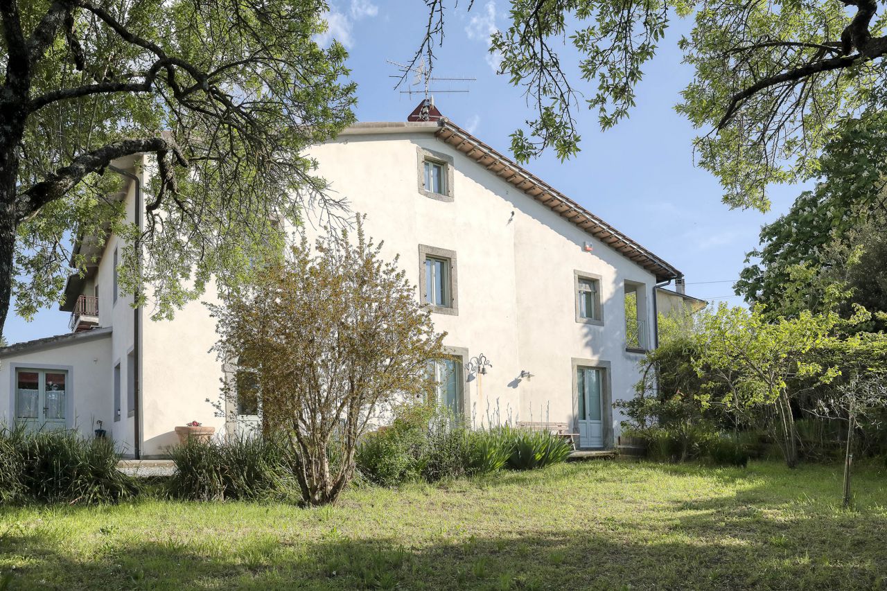 Villa in vendita a Castel del Piano