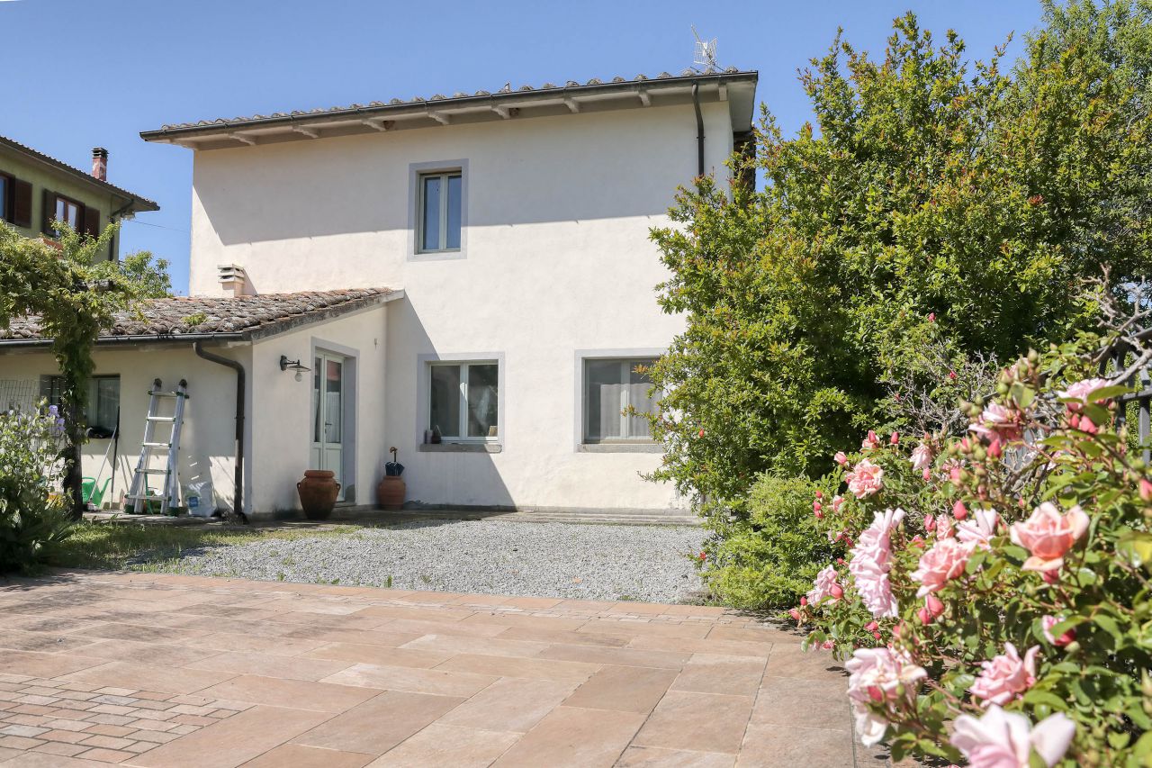 Villa in vendita a Castel del Piano