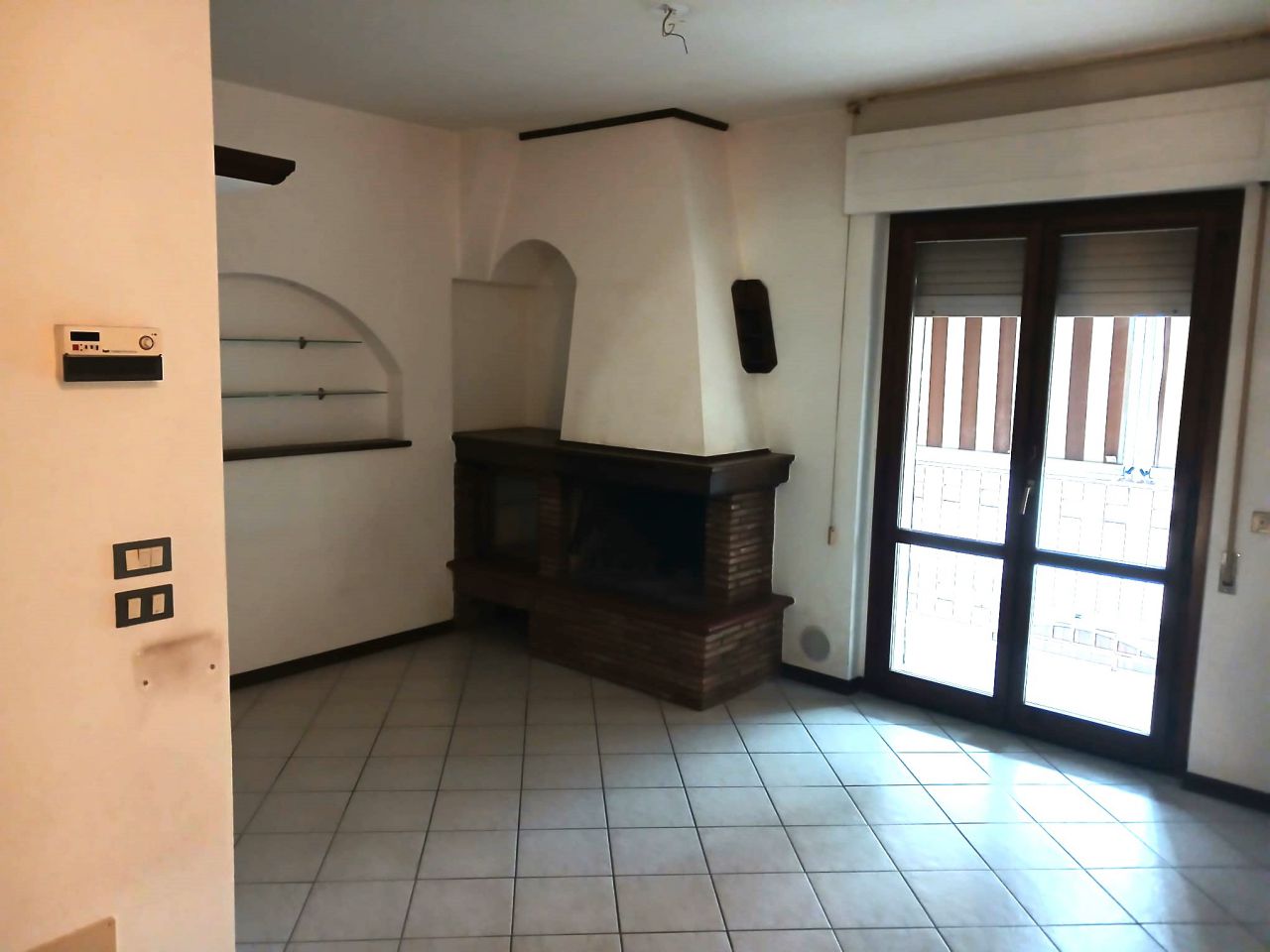 Casa indipendente con terrazzo in via belgio, Grosseto