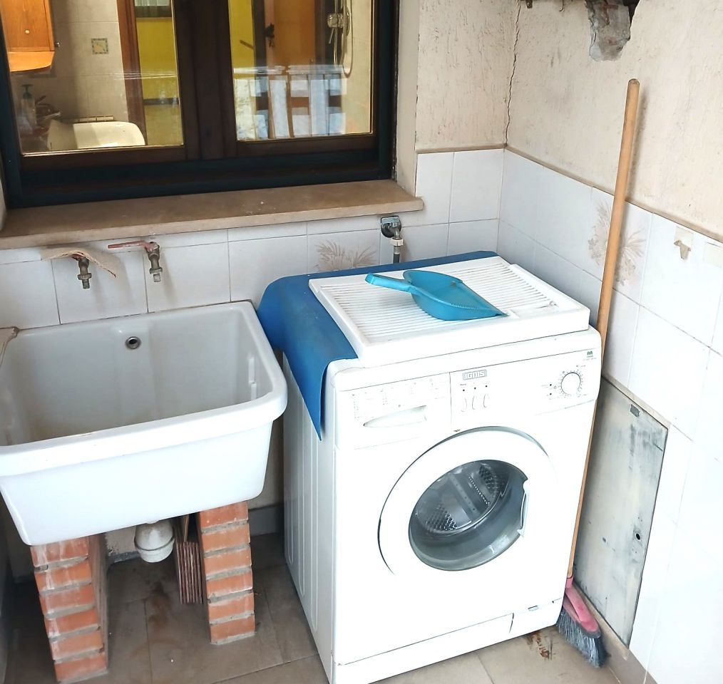 Casa indipendente con terrazzo in via belgio, Grosseto