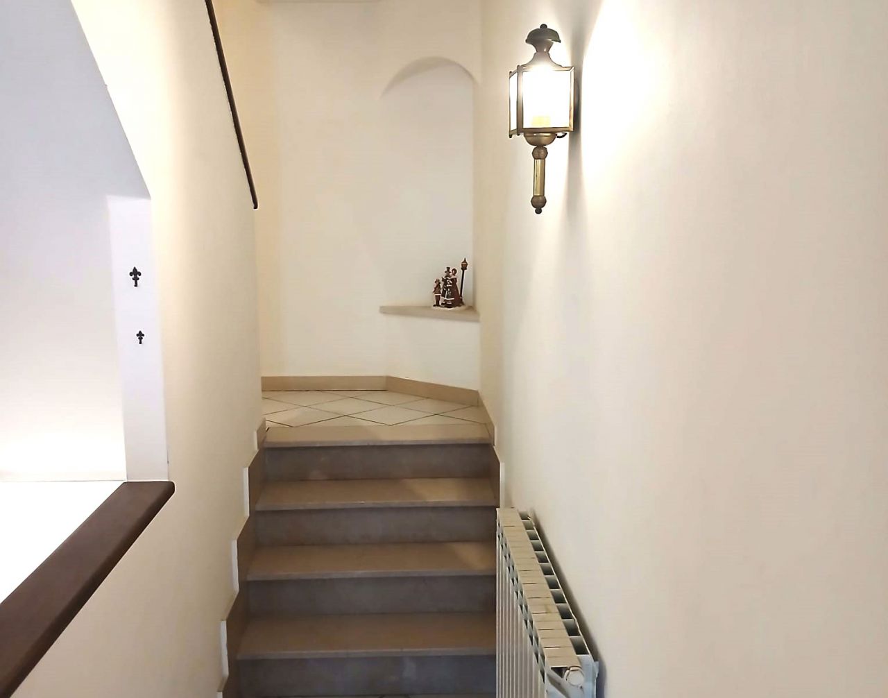 Casa indipendente con terrazzo in via belgio, Grosseto