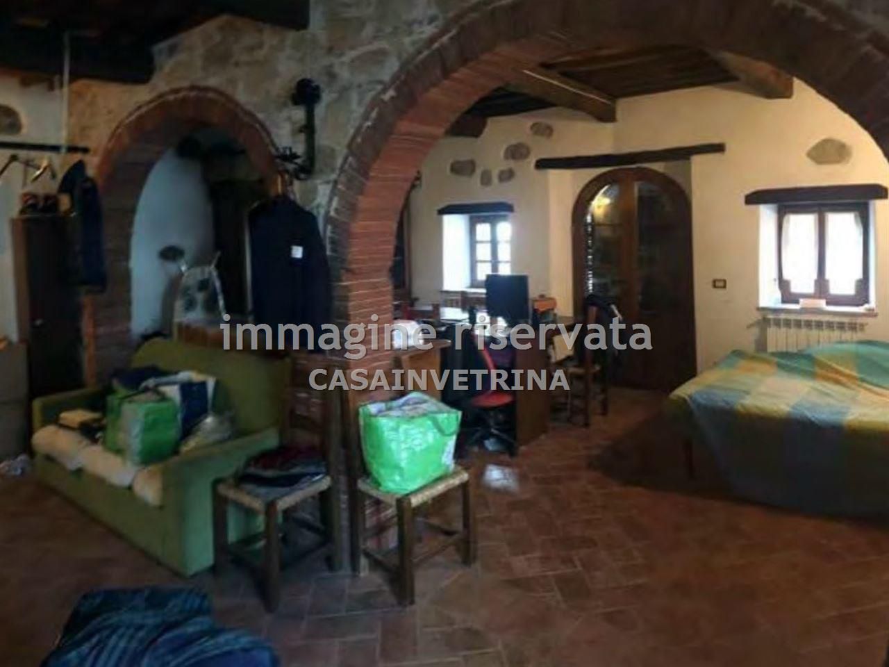 Rustico con giardino in localita' cancellone, Roccalbegna