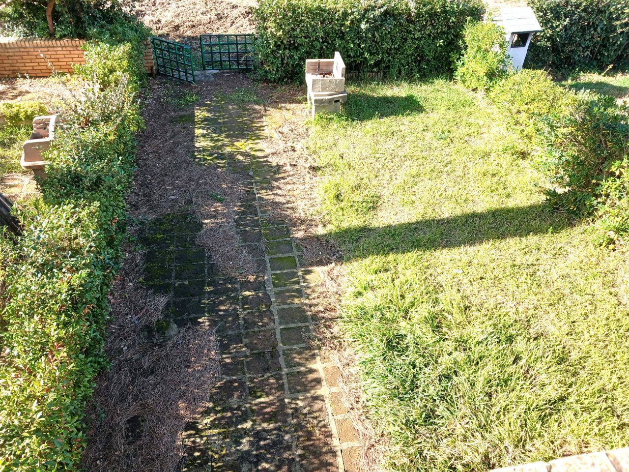 Casa indipendente con giardino in via dello squalo, Grosseto