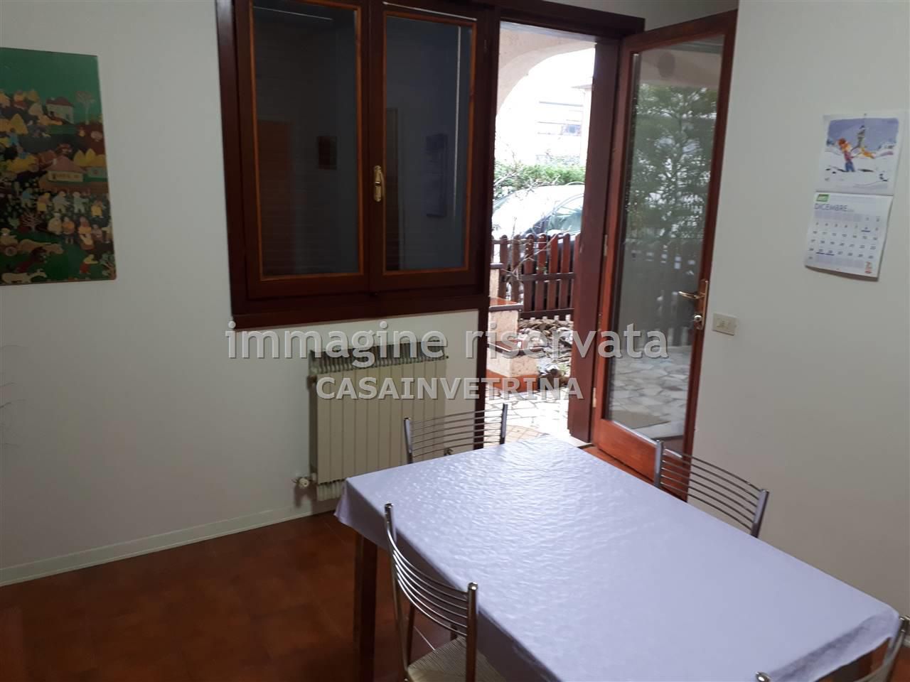 Casa indipendente arredata in affitto in via perolla, Grosseto