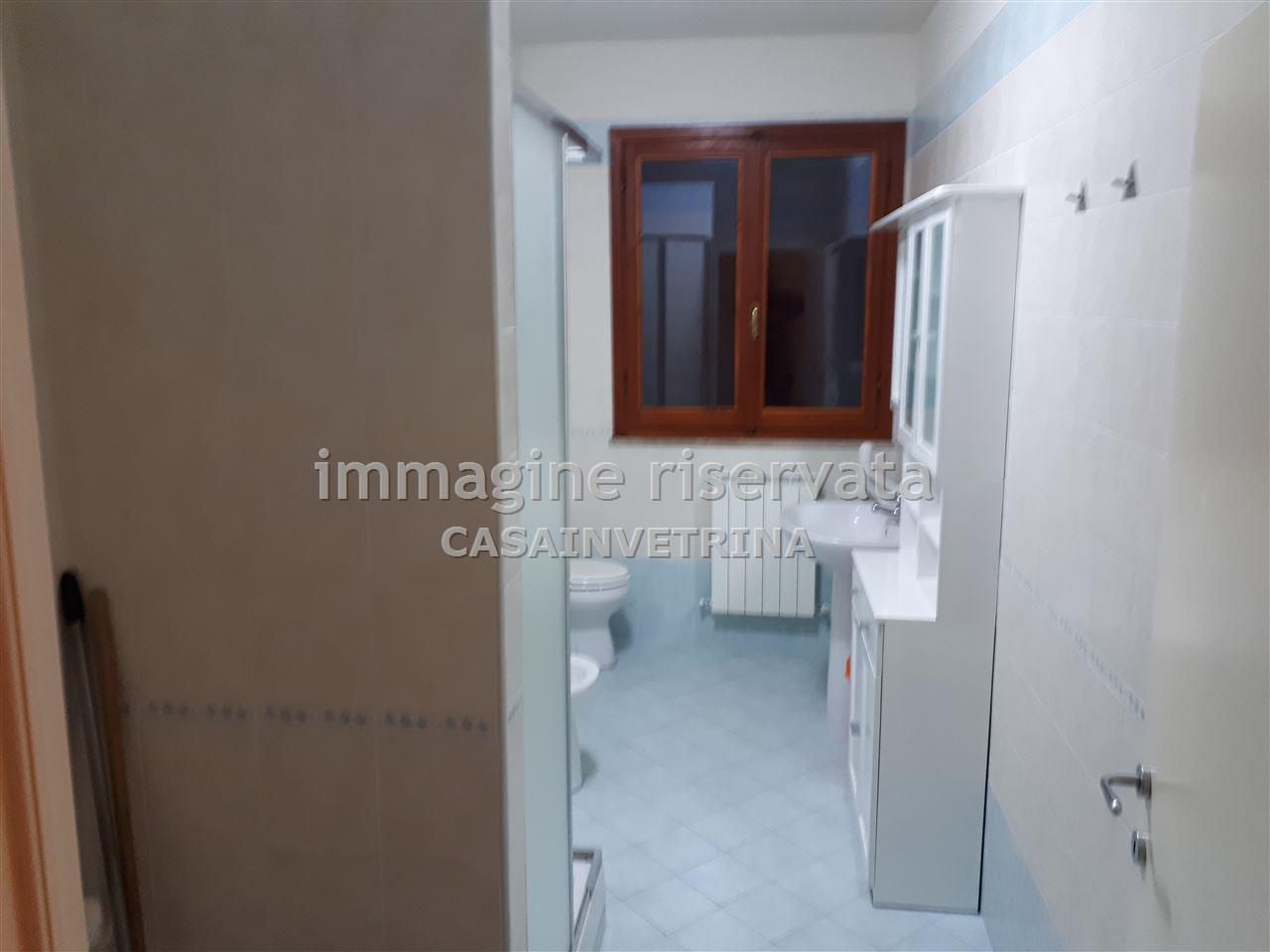 Casa indipendente arredata in affitto in via perolla, Grosseto