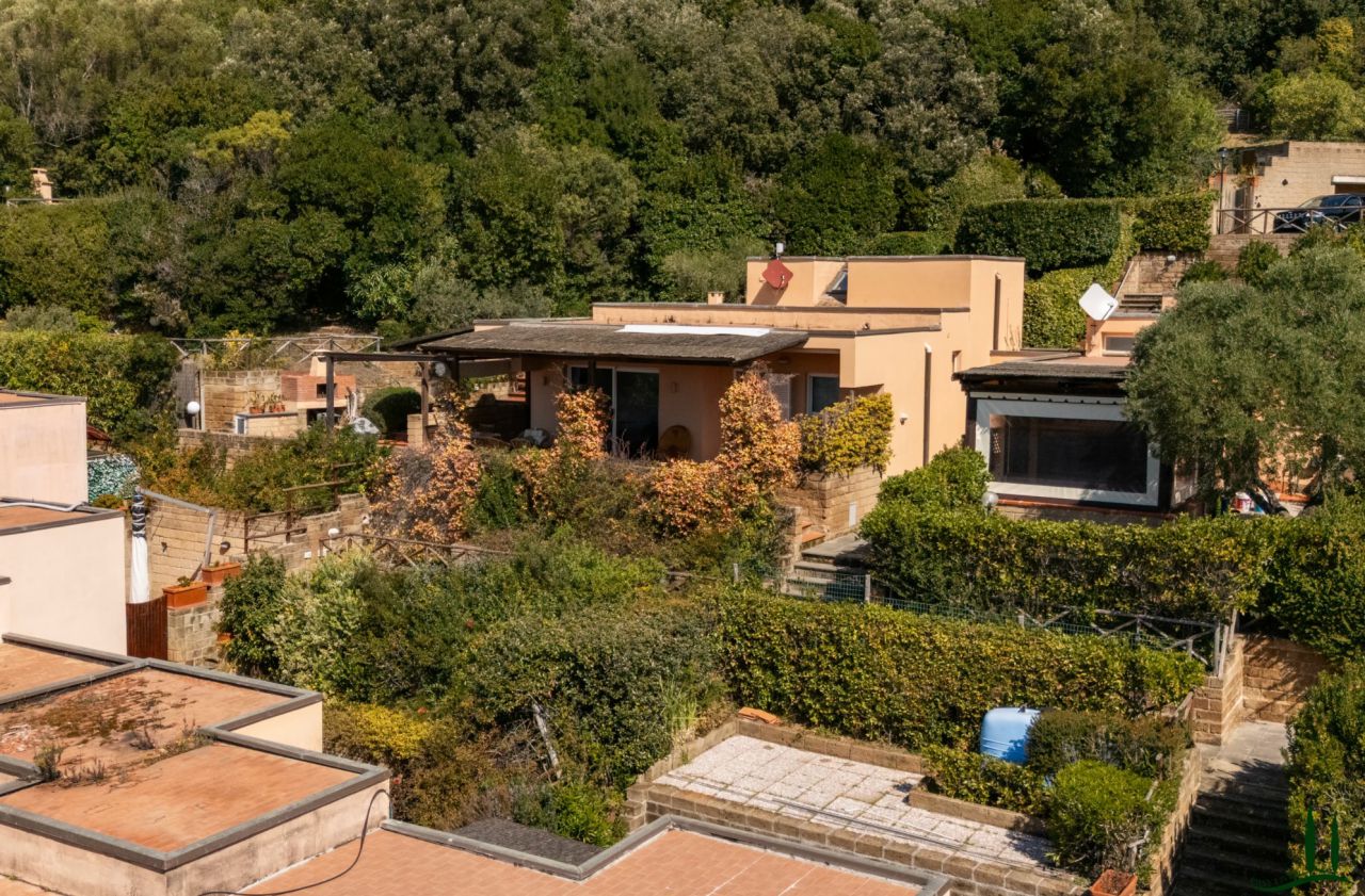 Villa con giardino a Castiglione della Pescaia