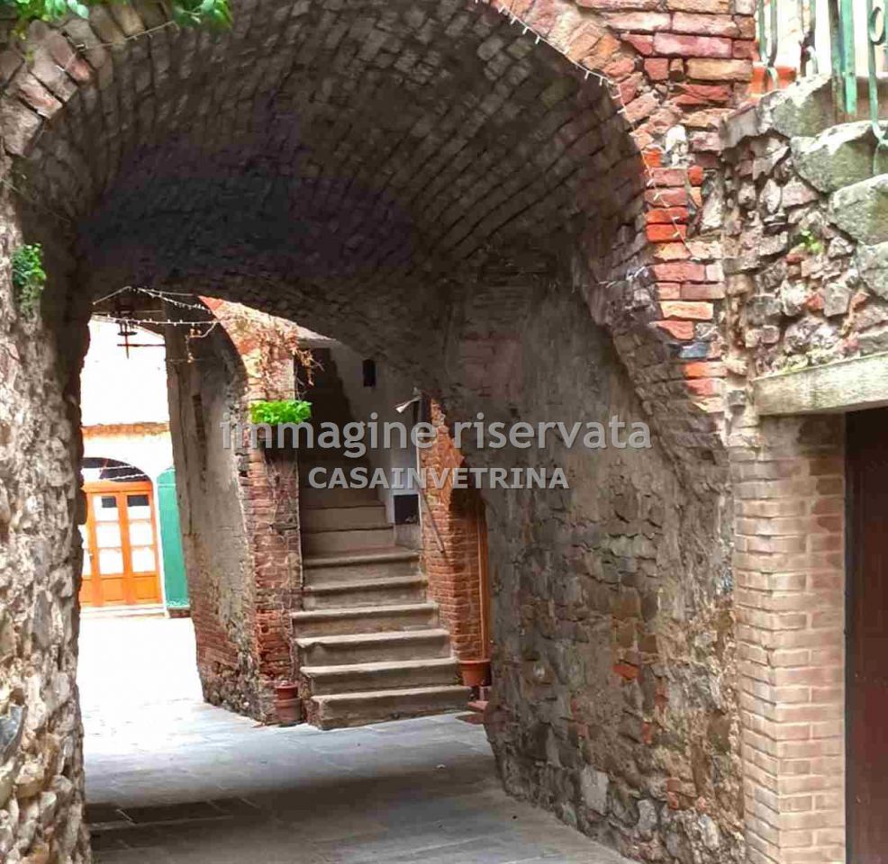 Casa indipendente arredata in affitto in via mazzini, Campagnatico