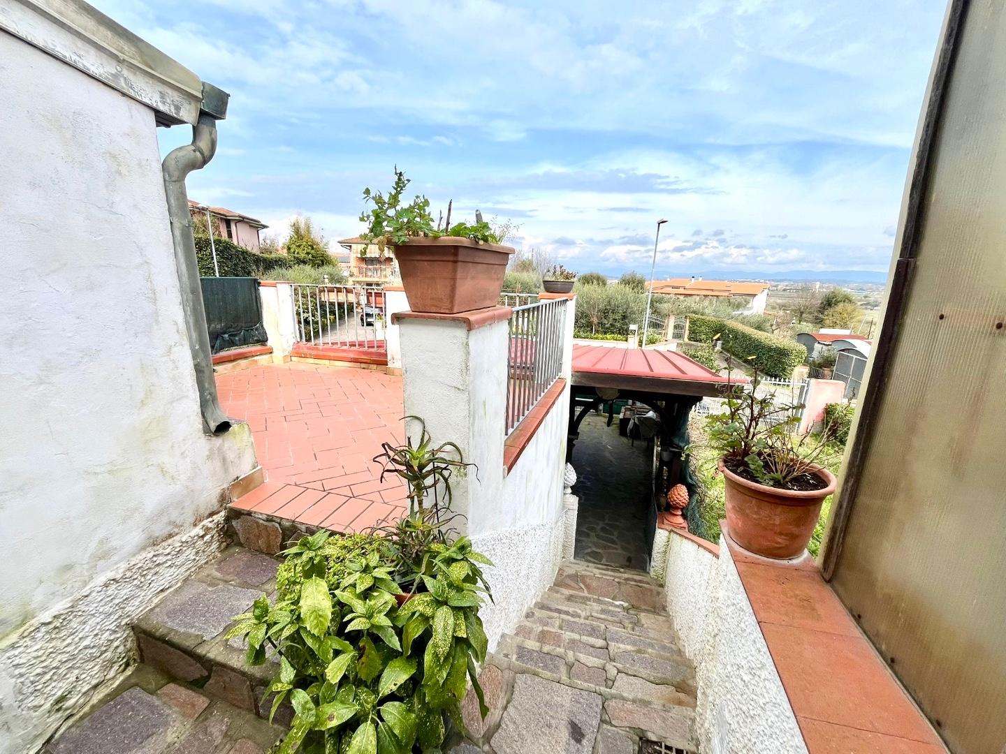 Casa indipendente con terrazzo, San Miniato san romano
