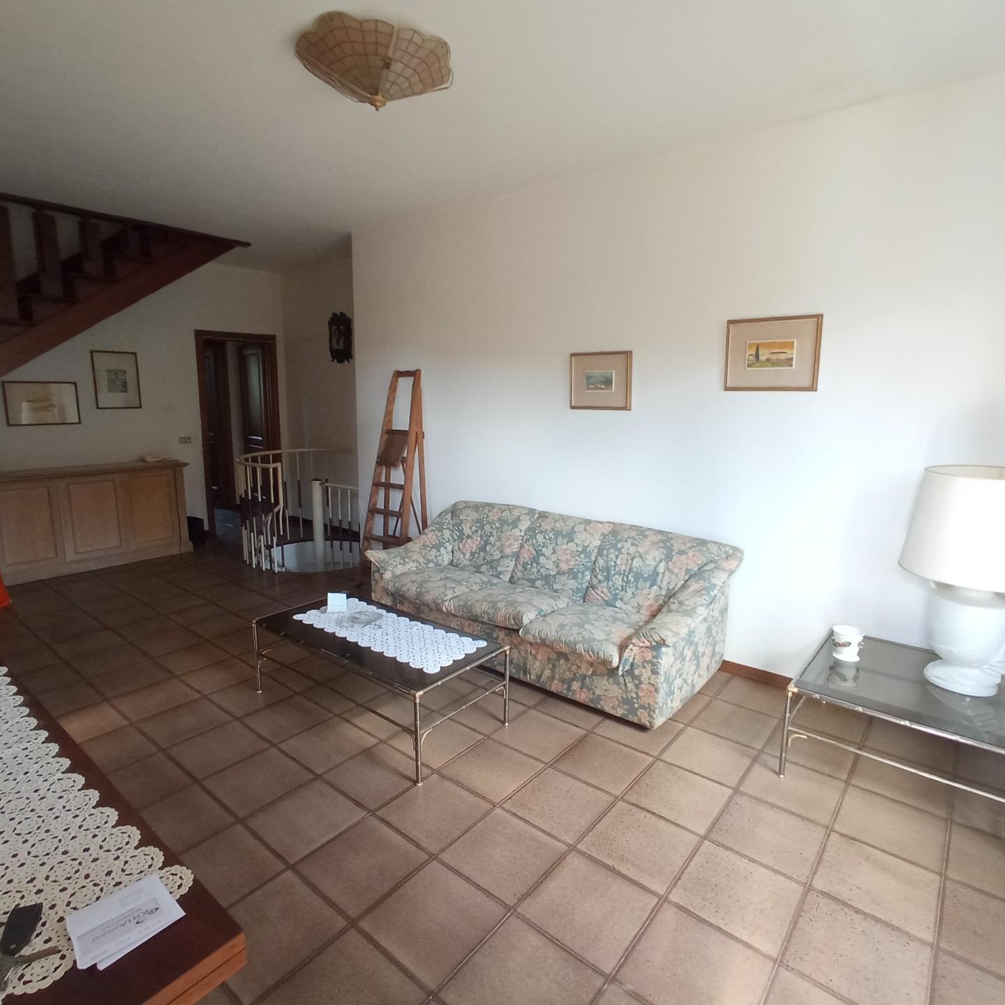 Casa indipendente con giardino, Fucecchio galleno