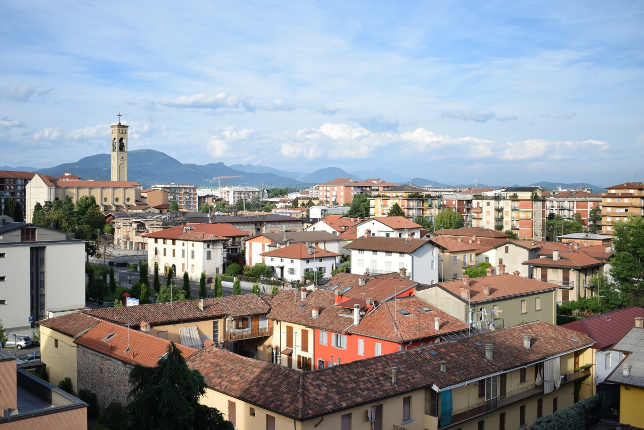 Negozio in vendita, Bergamo centrale