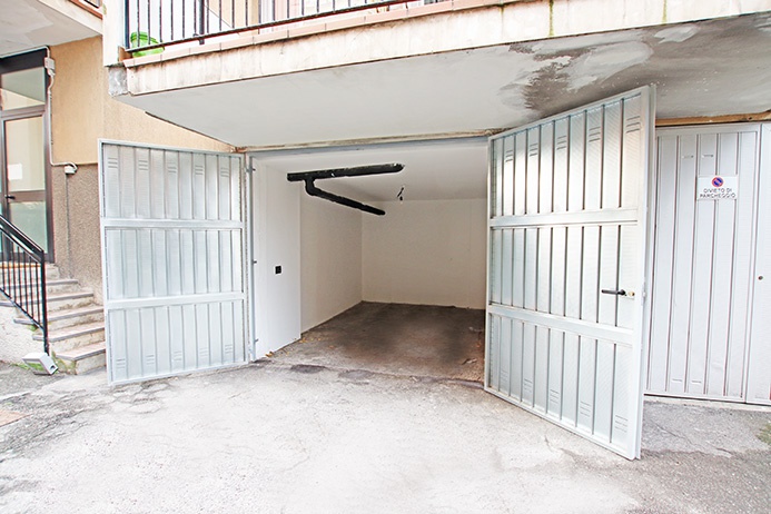 Box/Garage 13mq in vendita, Bergamo b.go s. caterina zona suardi