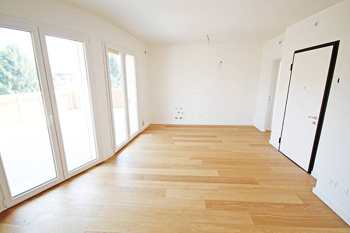 Attico in vendita a Bergamo, Conca Fiorita