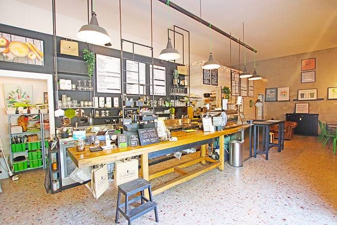 Locale commerciale in vendita a Bergamo, Canovine