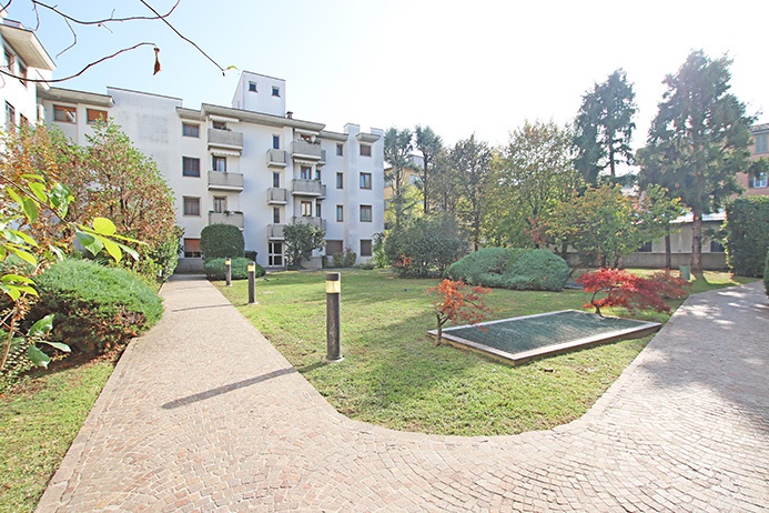 Appartamento in vendita a Bergamo, Finardi