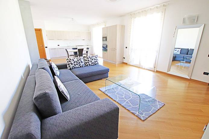 Appartamento in vendita a Calcinate