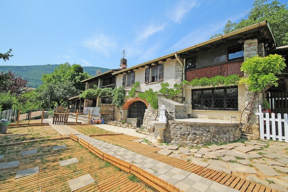 Cascina/Casale/Masseria in vendita a Vigolo