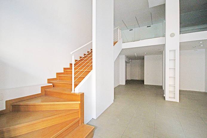 Negozio in affitto a Bergamo, Centrale