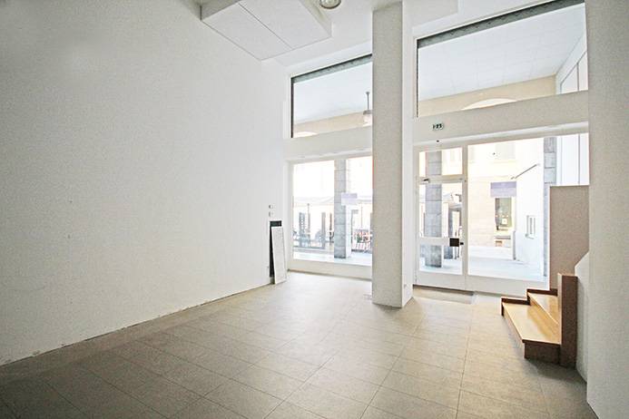 Negozio in affitto a Bergamo, Centrale