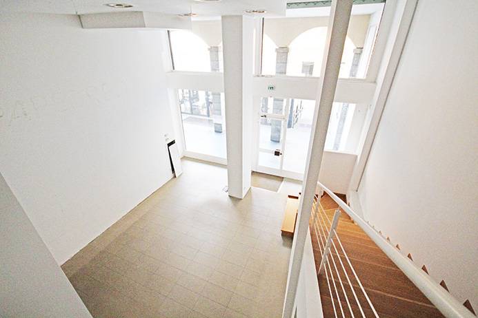 Negozio in affitto a Bergamo, Centrale