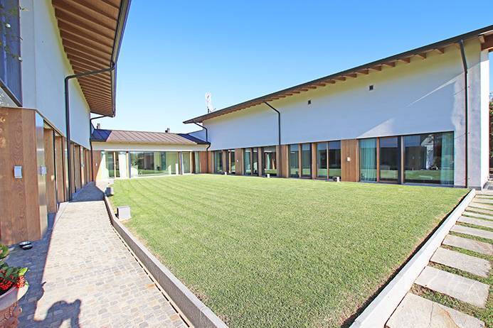 Villa in vendita a Treviolo, Roncola