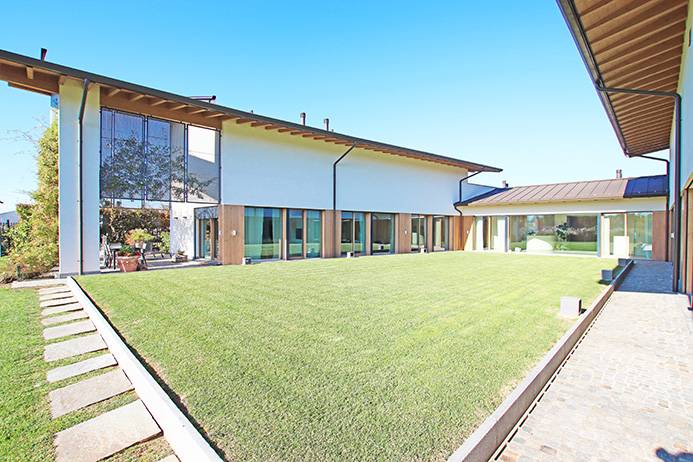 Villa in vendita a Treviolo, Roncola