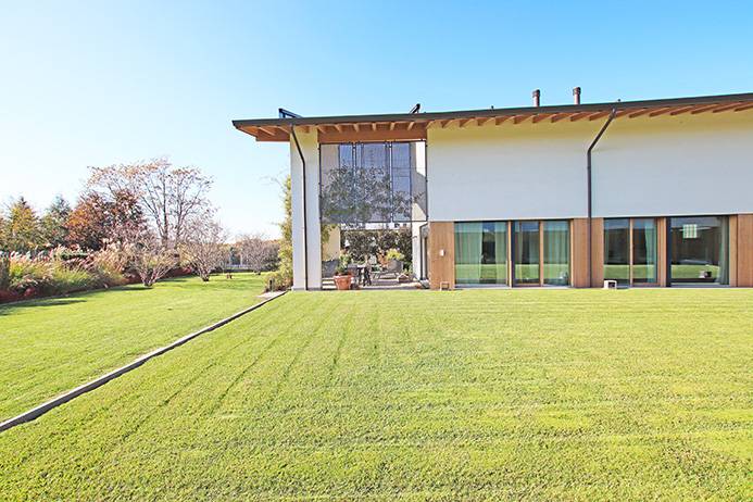 Villa in vendita a Treviolo, Roncola