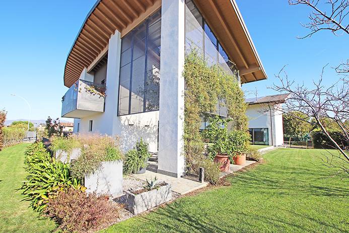 Villa in vendita a Treviolo, Roncola