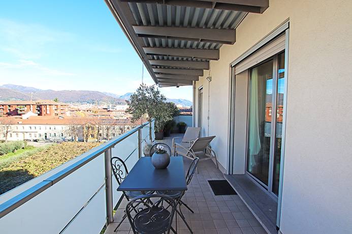 Appartamento in vendita a Bergamo, Centrale