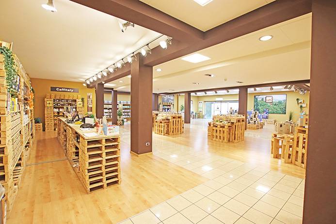 Negozio in affitto a Osio Sopra