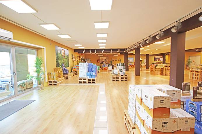 Negozio in affitto a Osio Sopra