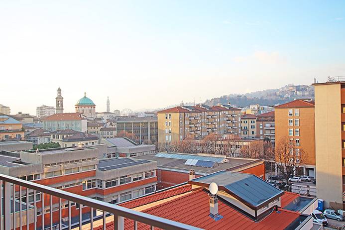 Attico in vendita a Bergamo, Centrale