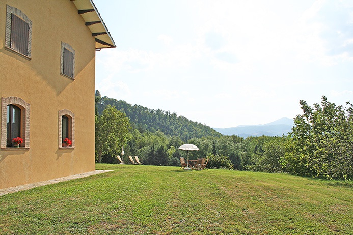 Cascina/Casale/Masseria in vendita a Valfornace