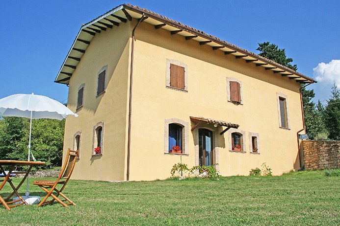 Cascina/Casale/Masseria in vendita a Valfornace