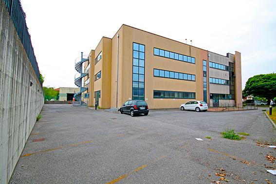 Studio/Ufficio in vendita a Treviolo, Curnasco