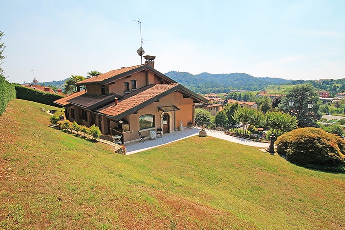 Villa in vendita a Ponteranica, Valbona