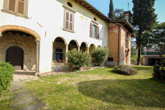 Casa indipendente in vendita a Trescore Balneario