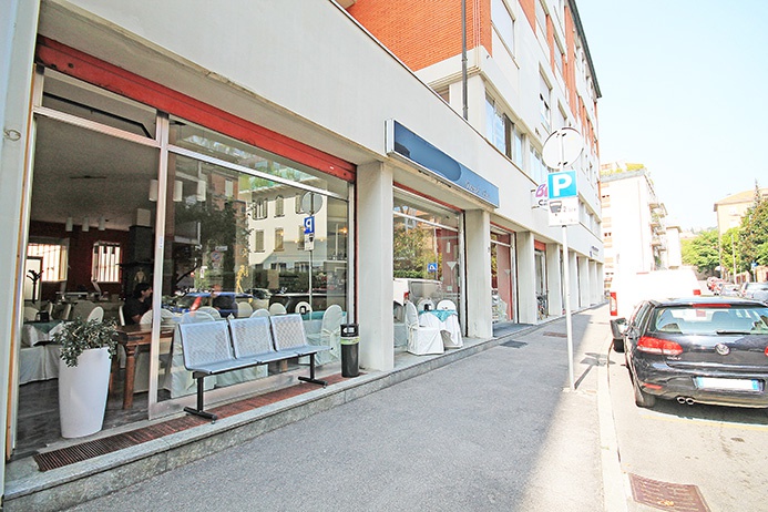 Negozio in vendita a Bergamo, Centrale
