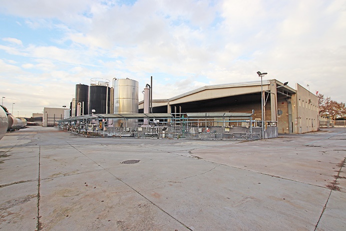 Capannone in vendita a Busto Arsizio, Sacconago
