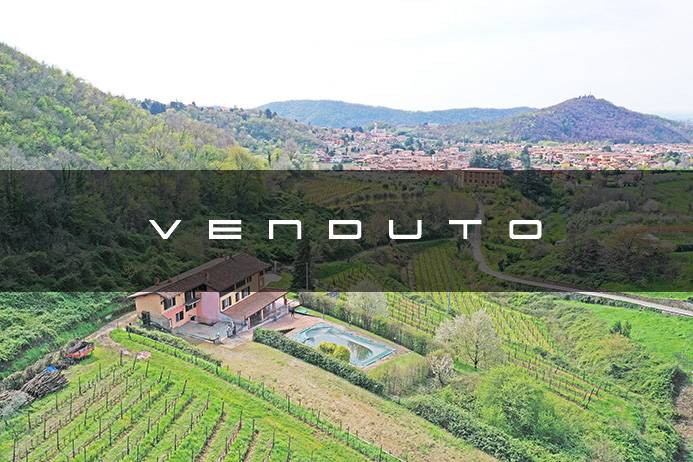 Cascina/Casale/Masseria in vendita a Monticelli Brusati