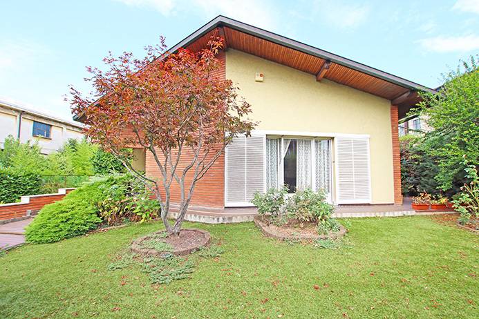 Villa in vendita a Seriate