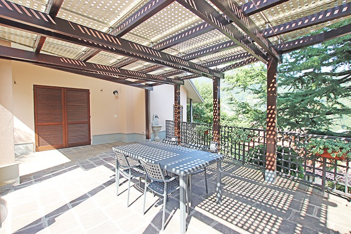 Villa in vendita a Alzano Lombardo, Nese