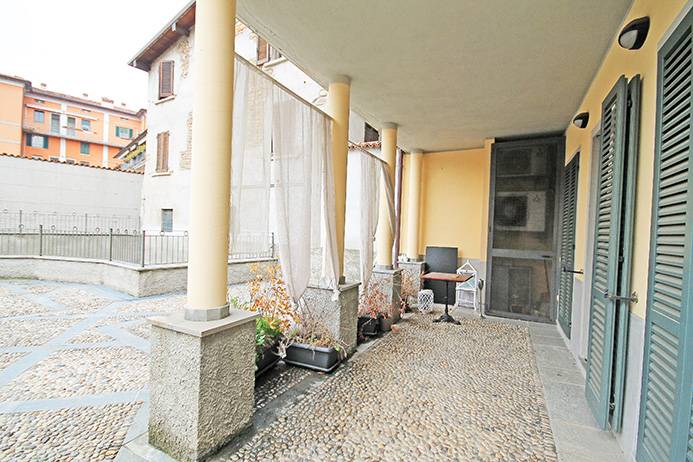 Negozio in vendita a Bergamo, Centrale