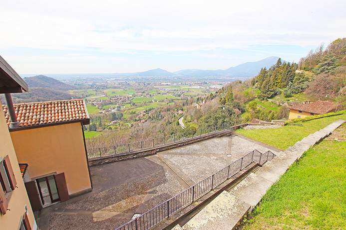 Villa in vendita a Bergamo, San Vigilio