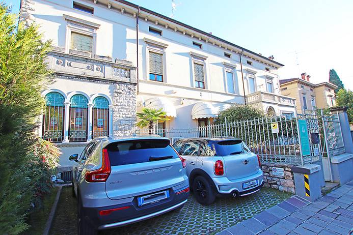 Studio/Ufficio in vendita a Bergamo, Centrale