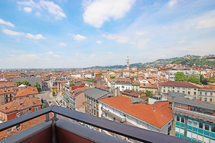 Attico in vendita a Bergamo, Centrale