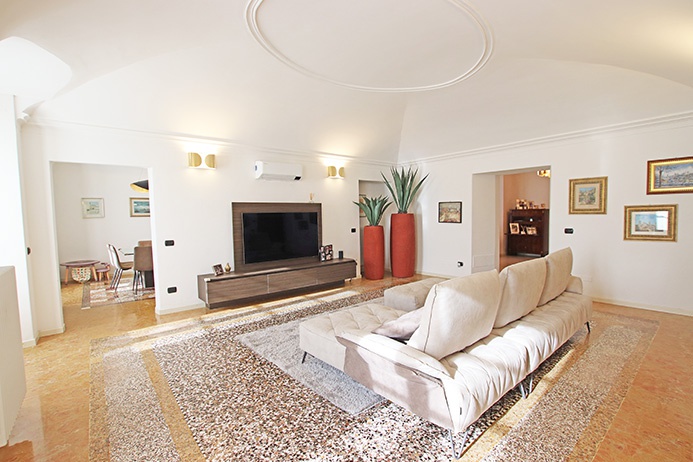 Porzione di casa indipendente in vendita a Ranica