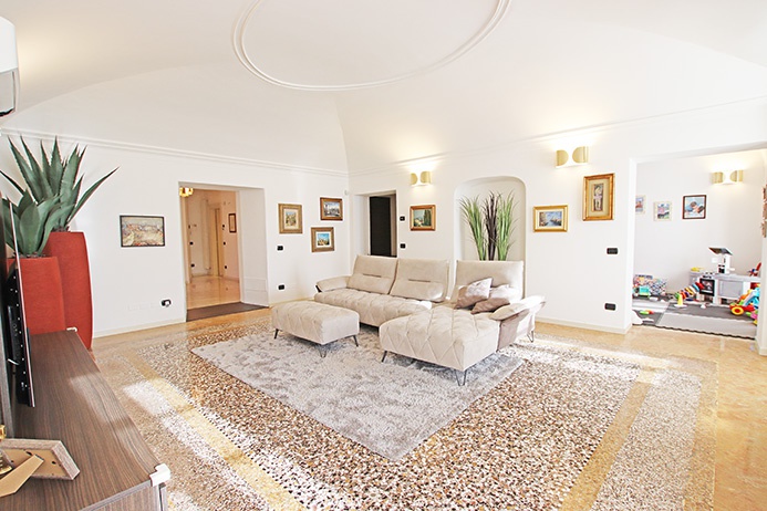 Porzione di casa indipendente in vendita a Ranica